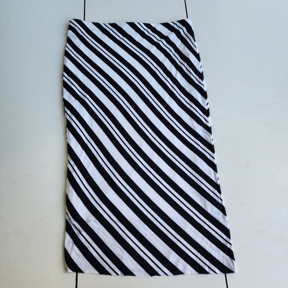Vince Camuto Women’s Striped Pencil Midi Skirt White Black Jersey Stretch Raw XS - Picture 1 of 10